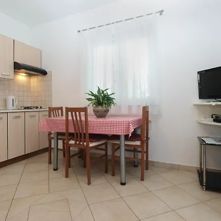 1282 Apartment