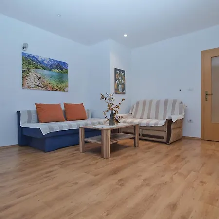 1282 Apartment