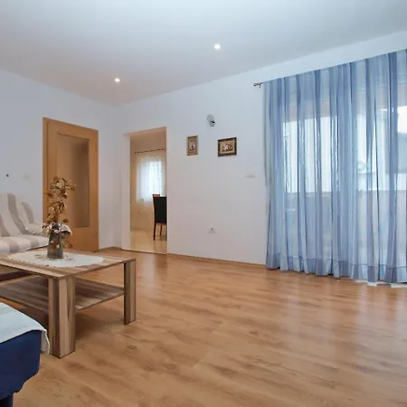 1282 Apartment