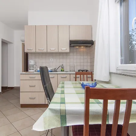 1282 Apartament